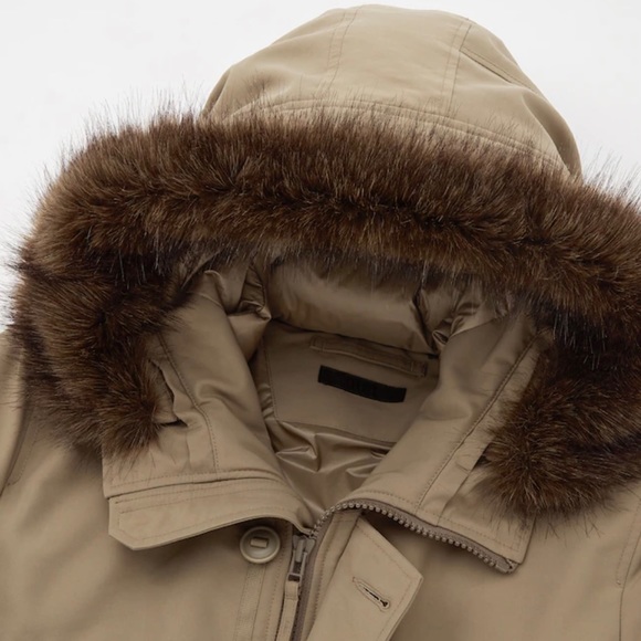 (SOLD) Uniqlo Hybrid Down coat - Picture 3 of 11